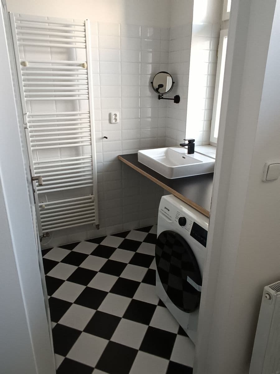 flat to rent, 35 m², Milíčova, Prague, Prague
