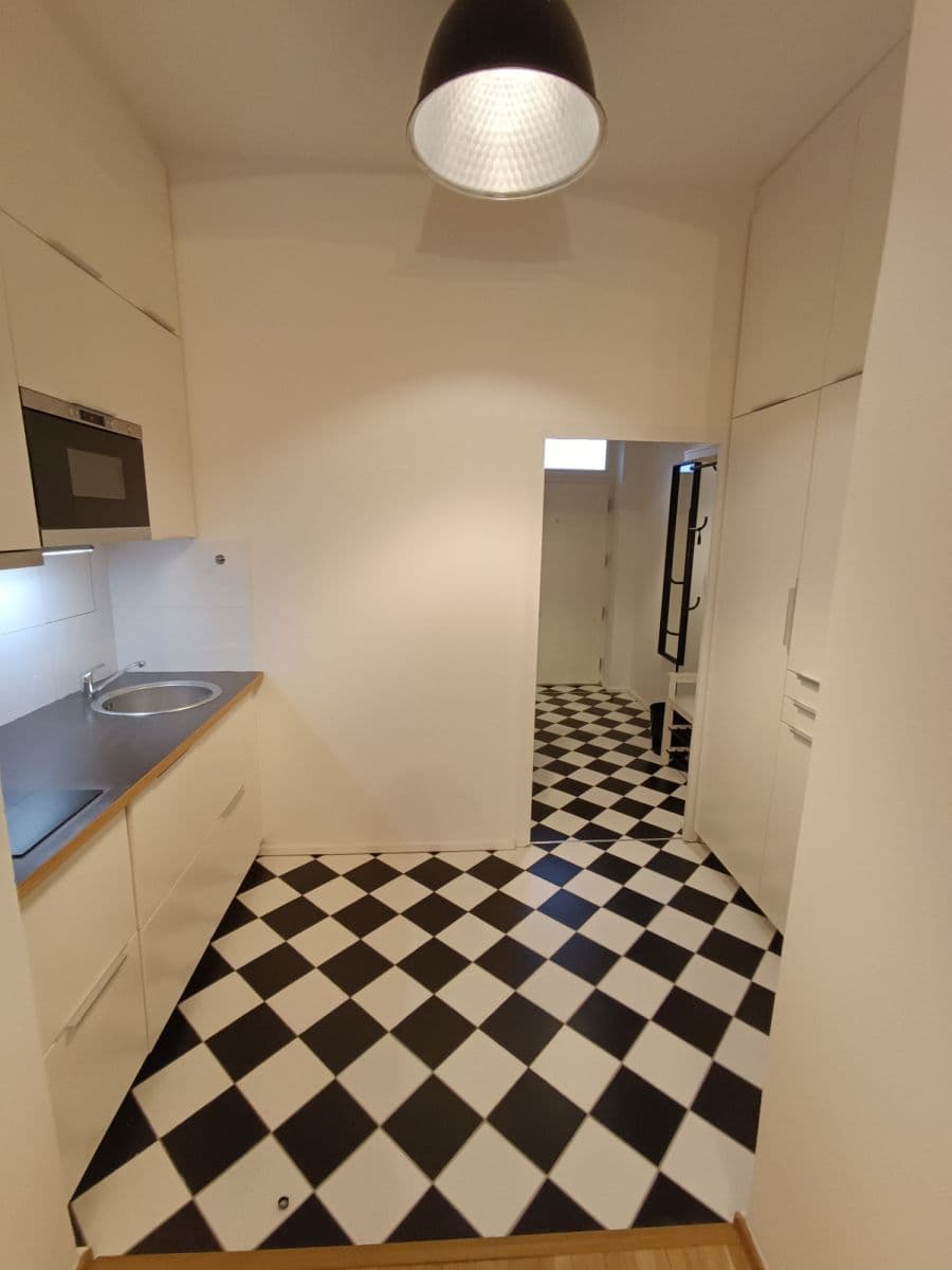 flat to rent, 35 m², Milíčova, Prague, Prague