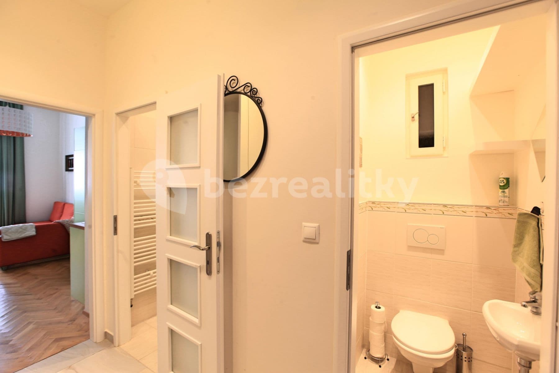 1 bedroom with open-plan kitchen flat to rent, 50 m², Slavojova, Prague, Prague