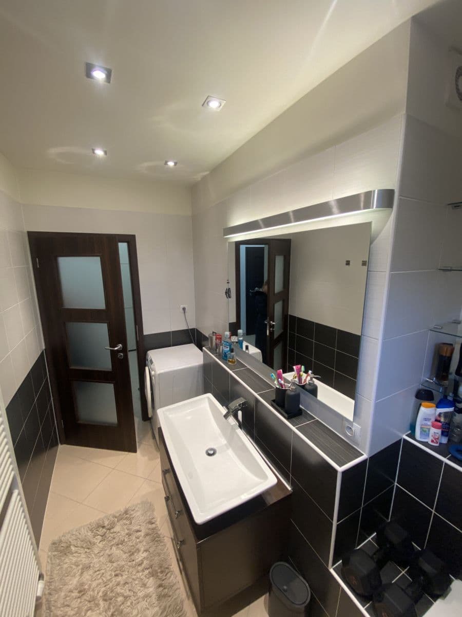 flat to rent, 52 m², Svitákova, Prague, Prague