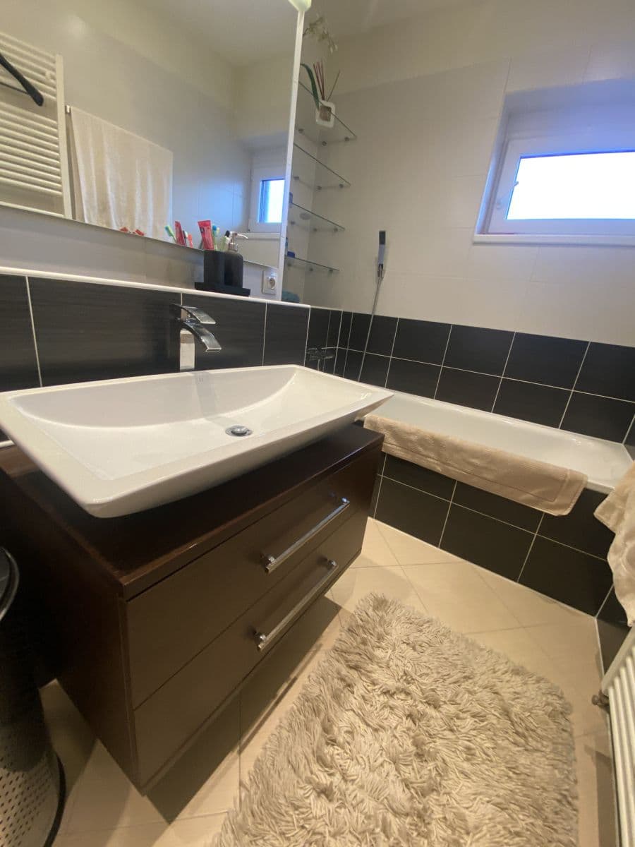 flat to rent, 52 m², Svitákova, Prague, Prague