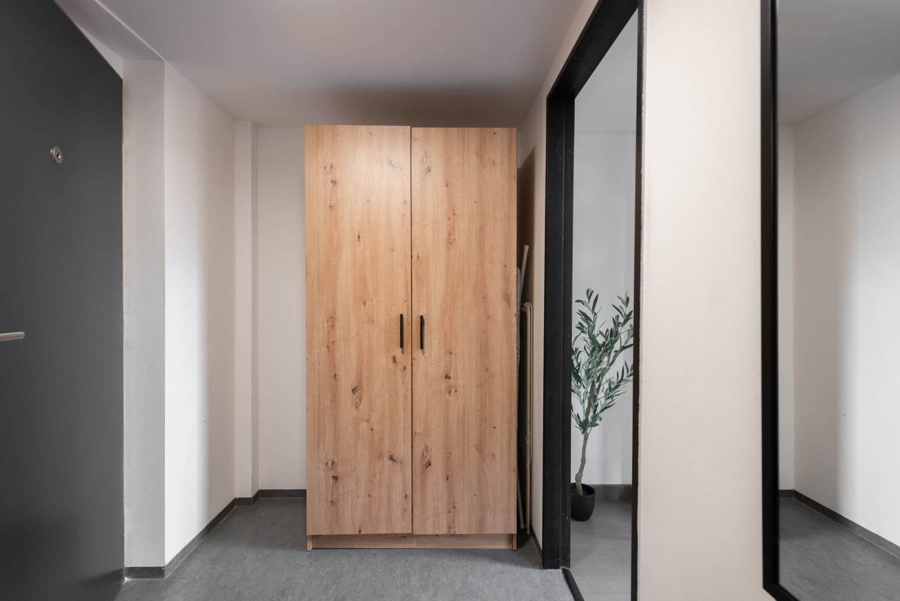 flat to rent, 70 m², Křižíkova, Prague, Prague