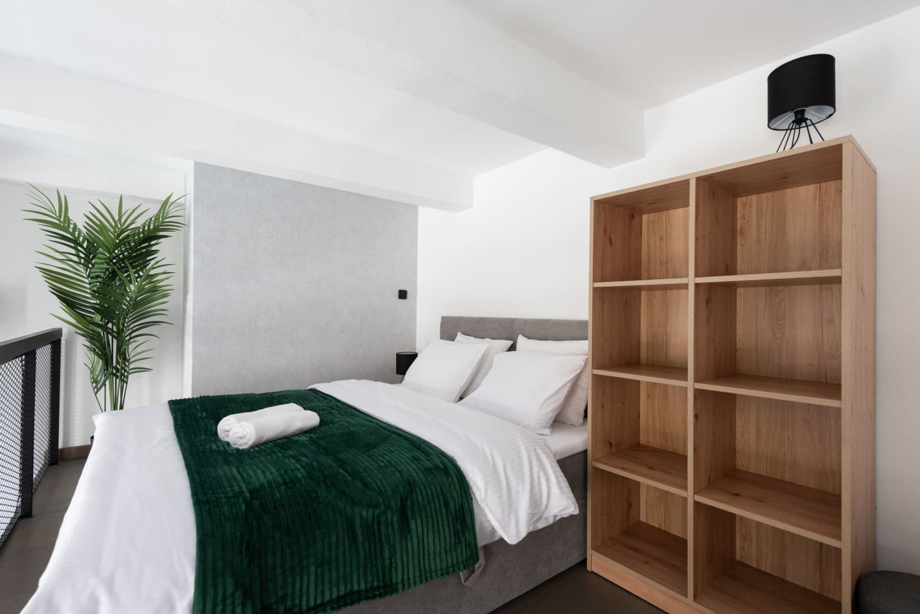 flat to rent, 70 m², Křižíkova, Prague, Prague