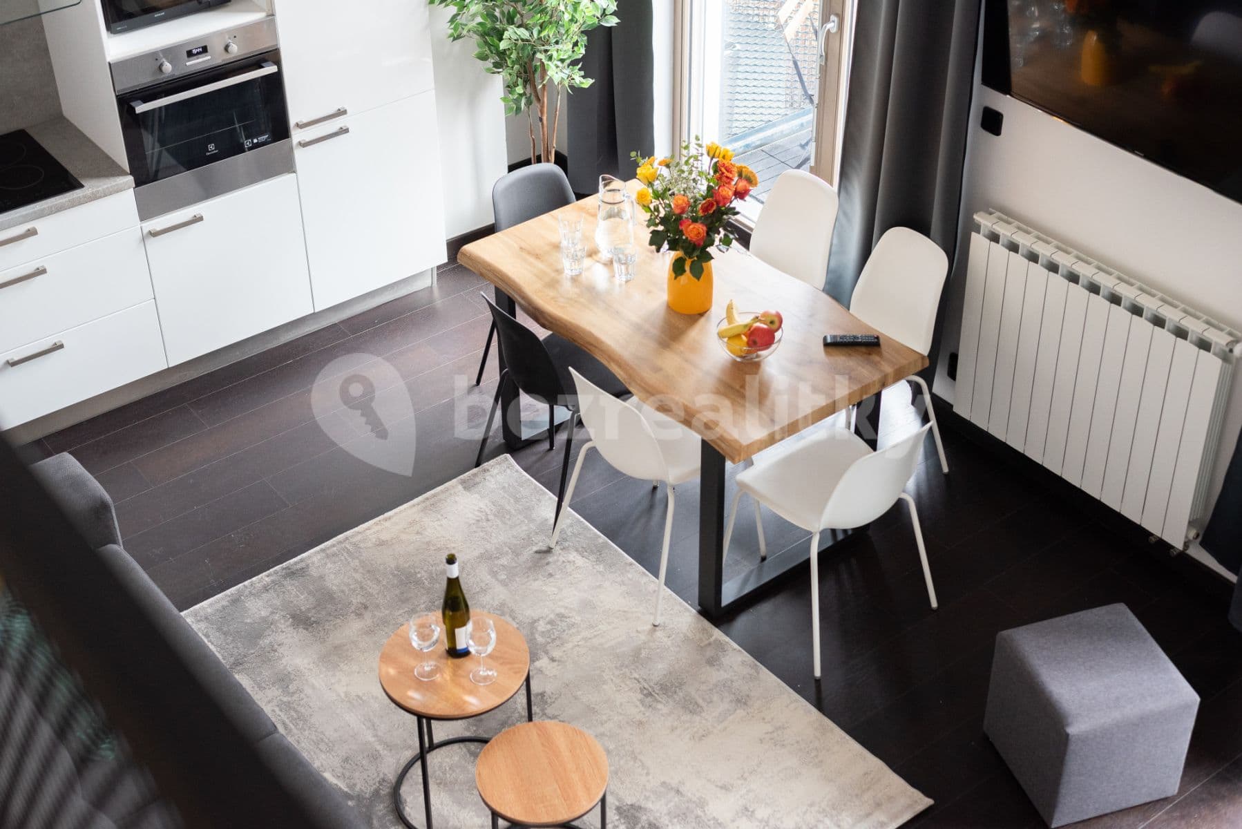 flat to rent, 72 m², Křižíkova, Prague, Prague