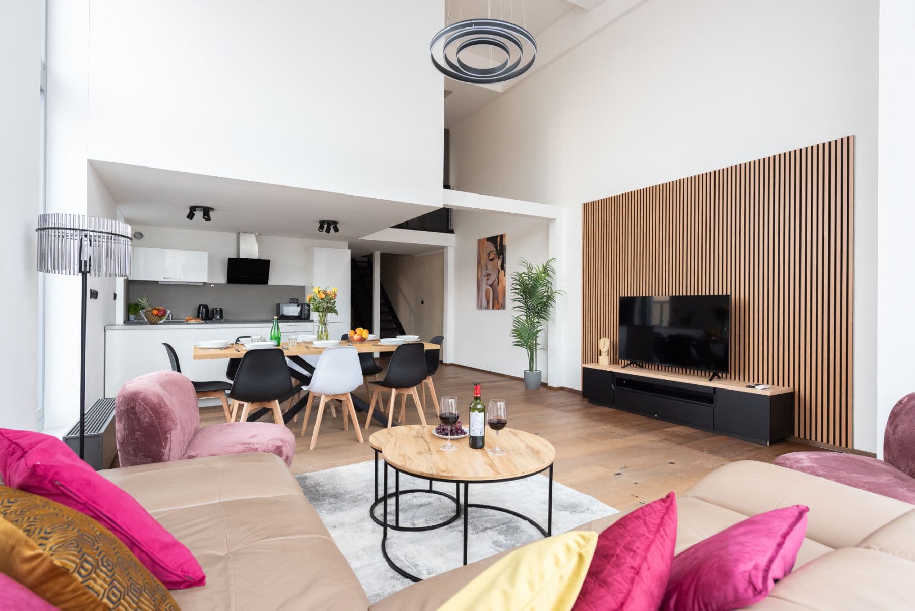 flat to rent, 150 m², Křižíkova, Prague, Prague