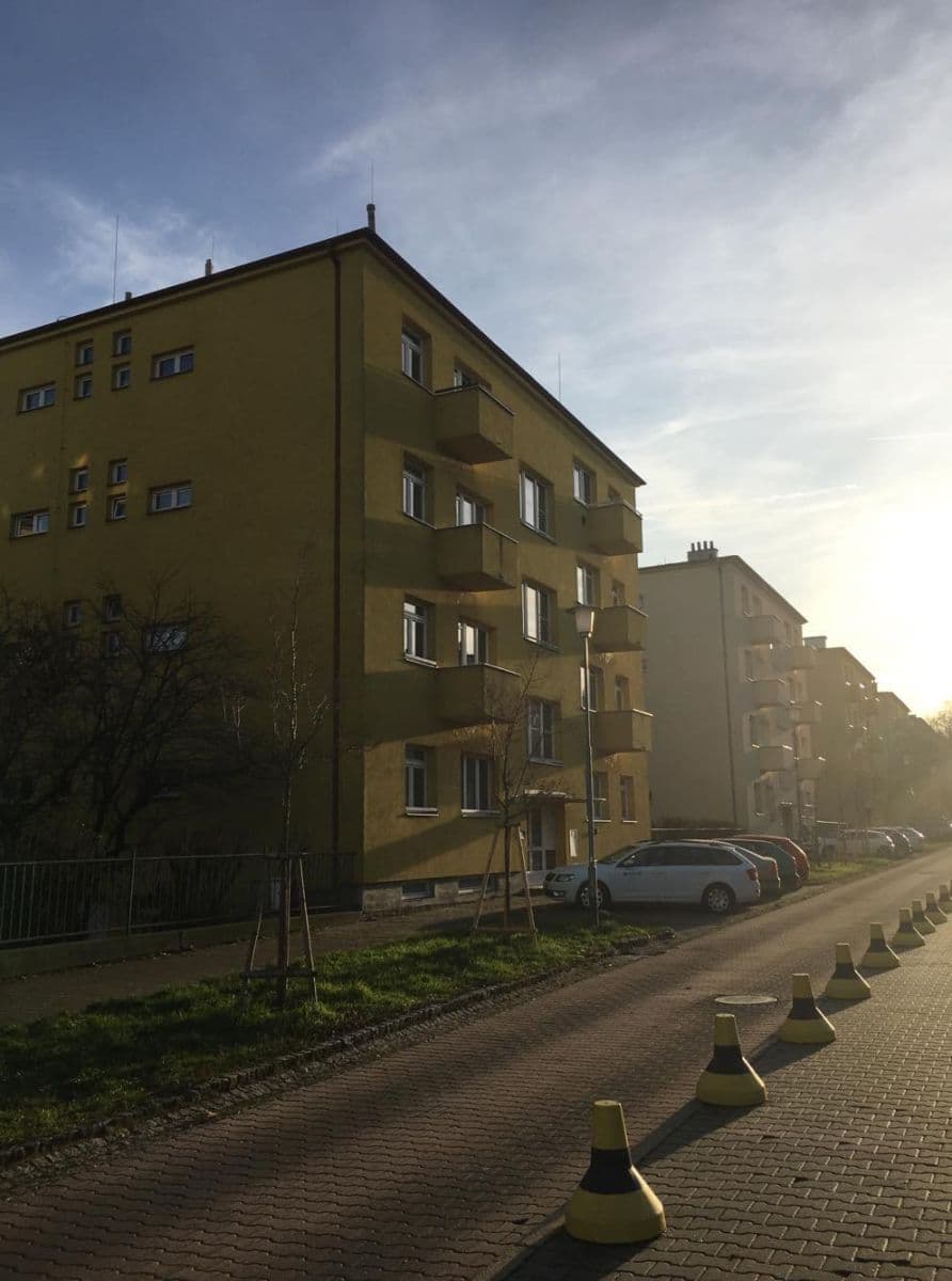 flat to rent, 43 m², Renneská třída, Brno, Jihomoravský Region