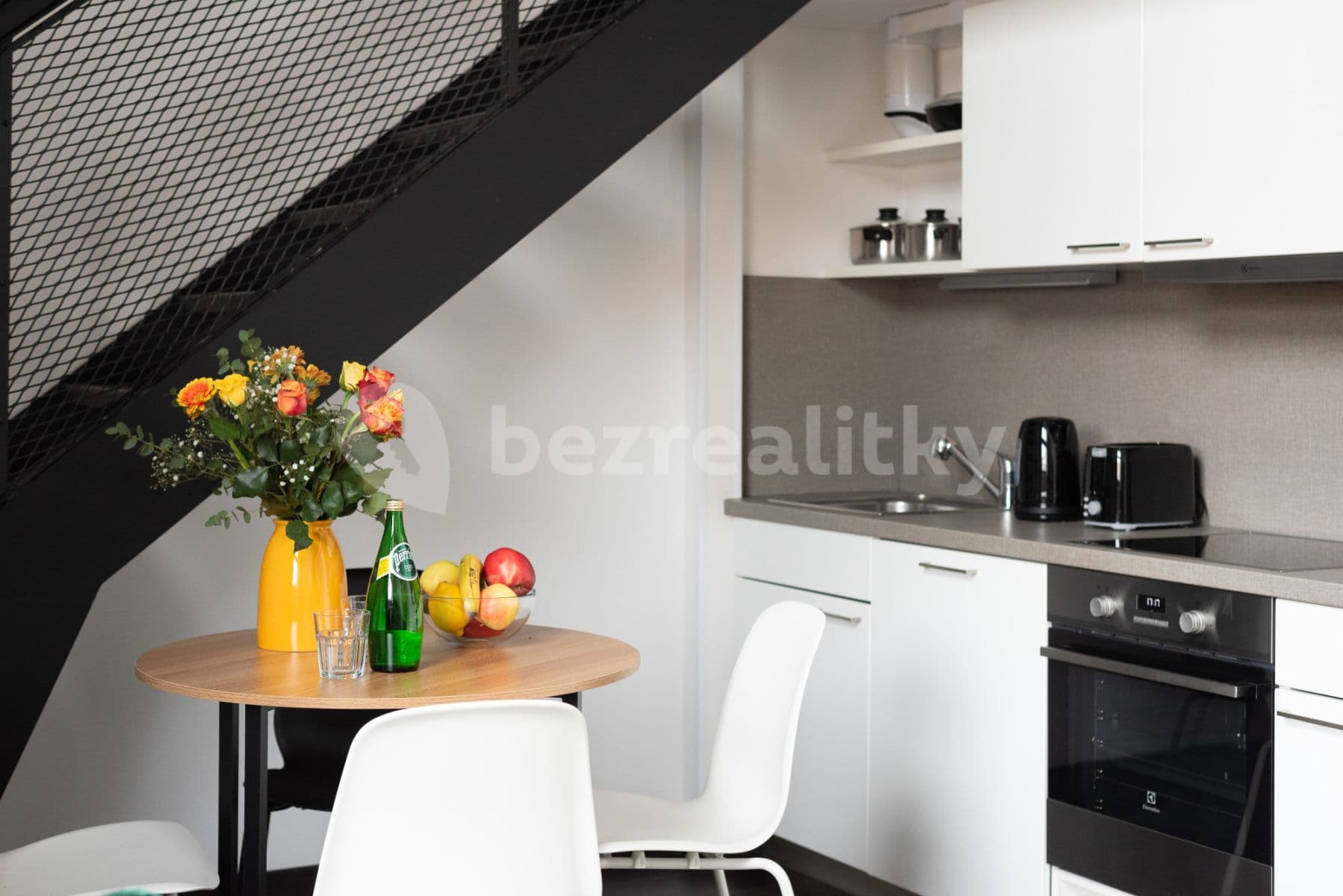 flat to rent, 65 m², Křižíkova, Prague, Prague
