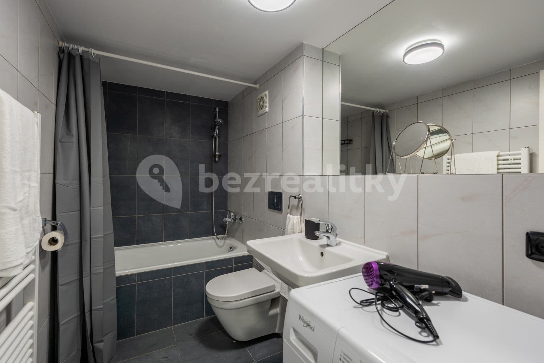 flat to rent, 72 m², Křižíkova, Prague, Prague