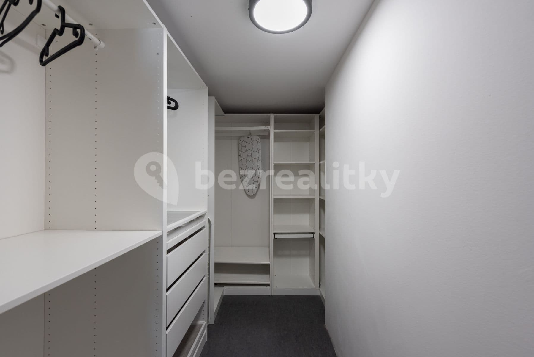 flat to rent, 72 m², Křižíkova, Prague, Prague