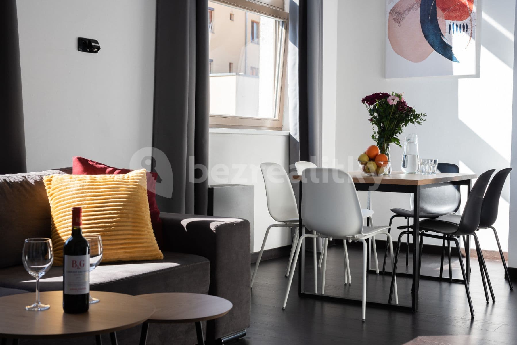 flat to rent, 72 m², Křižíkova, Prague, Prague