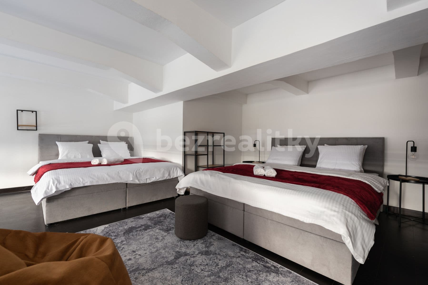 flat to rent, 72 m², Křižíkova, Prague, Prague