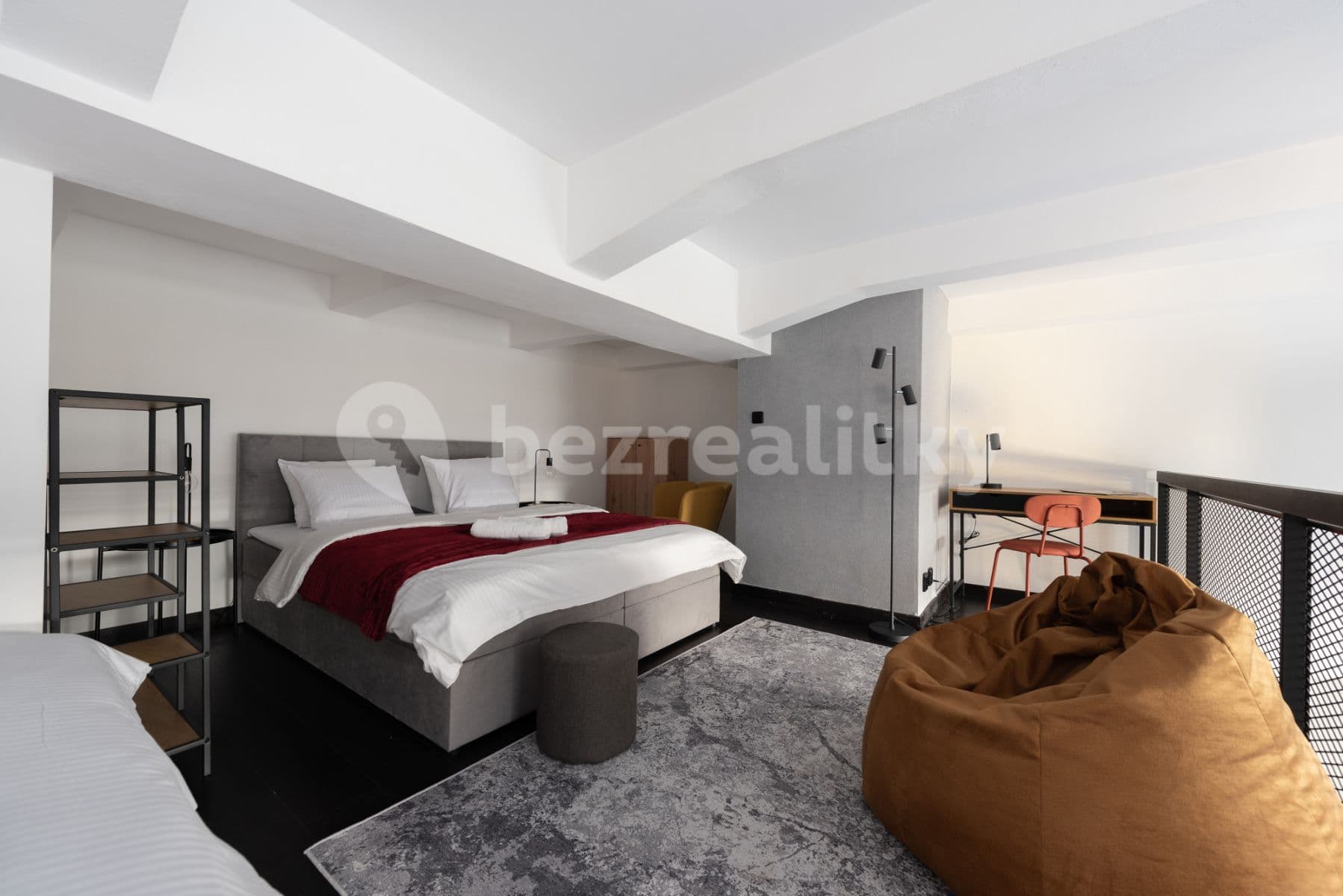flat to rent, 72 m², Křižíkova, Prague, Prague