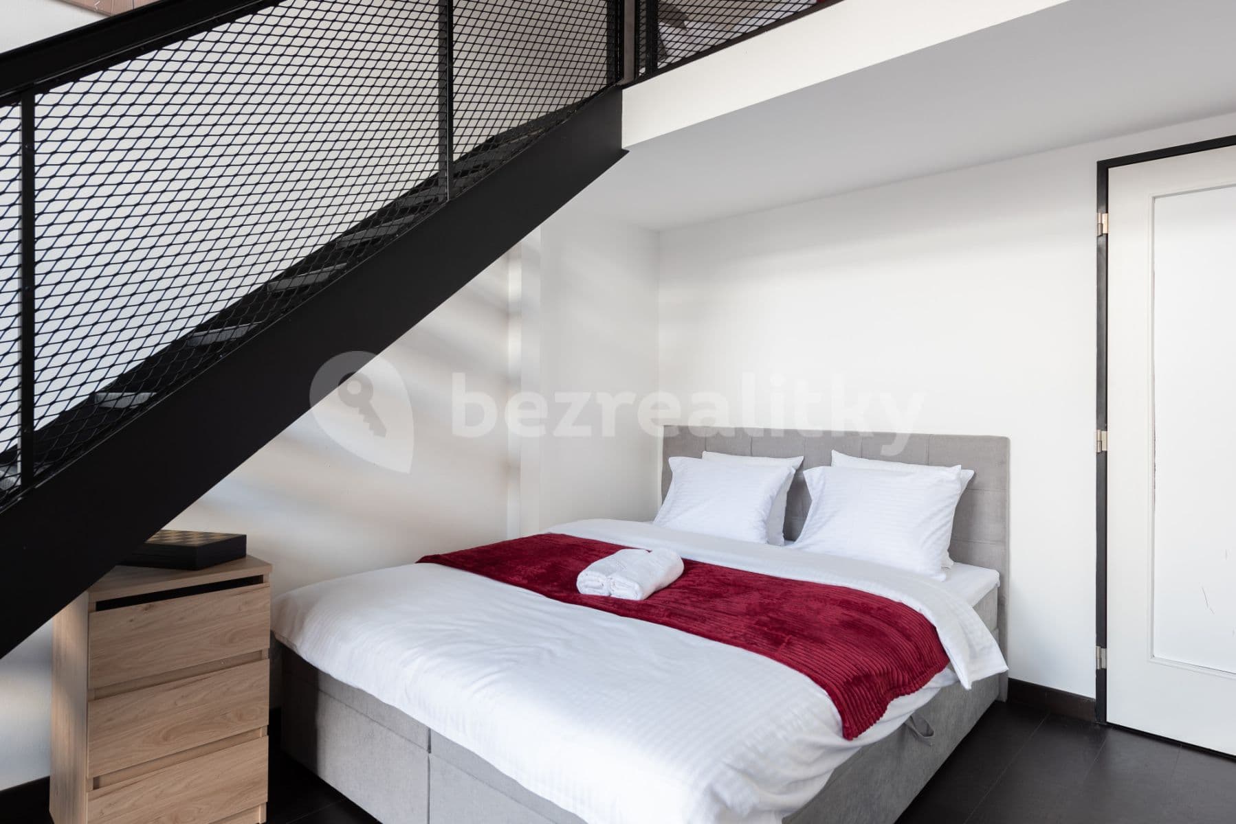 flat to rent, 72 m², Křižíkova, Prague, Prague