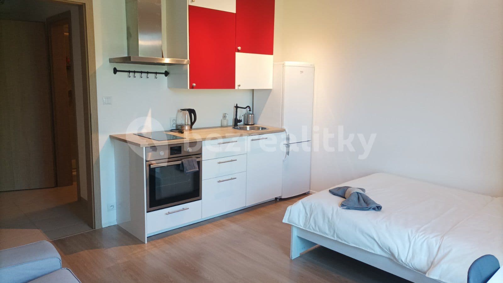 flat to rent, 29 m², Plzeňská, Prague, Prague
