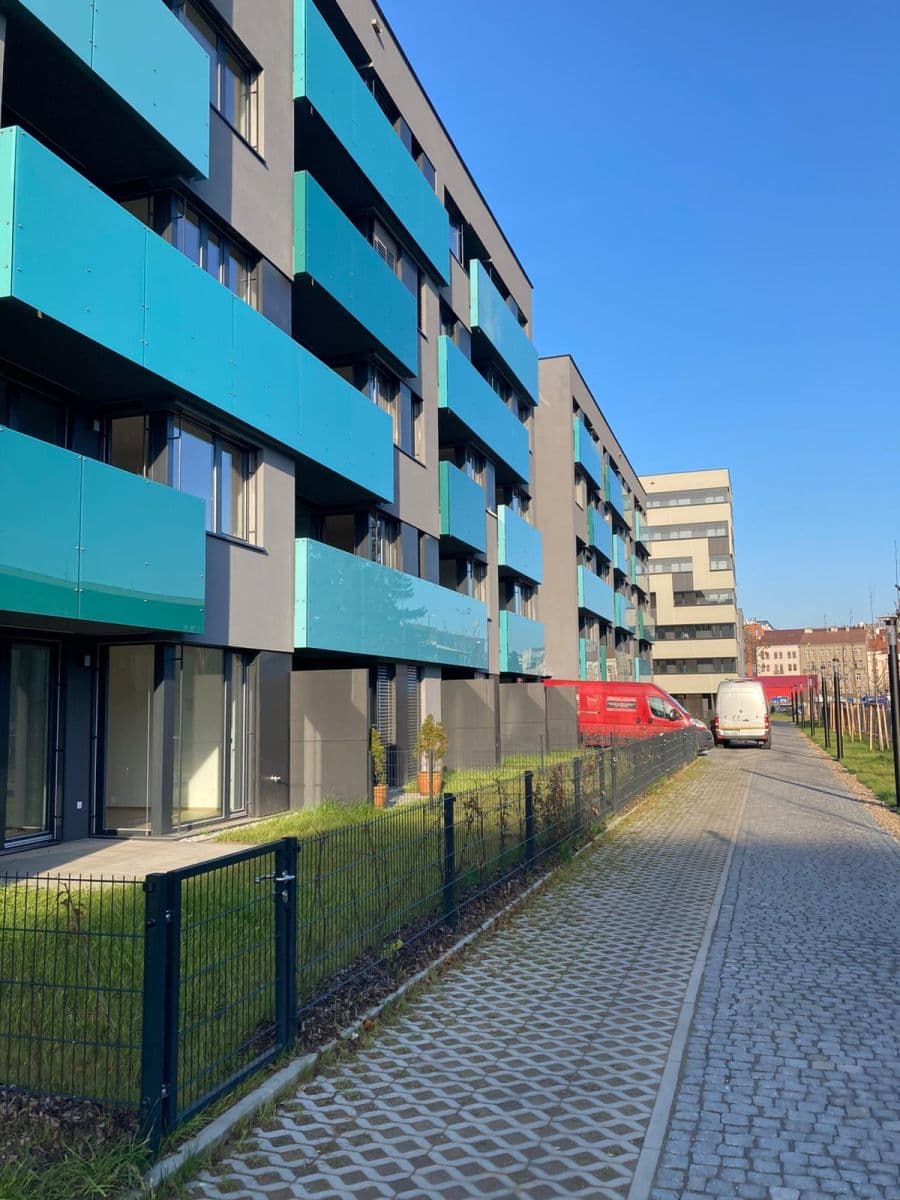 flat to rent, 35 m², U pruhonu B, Prague, Prague