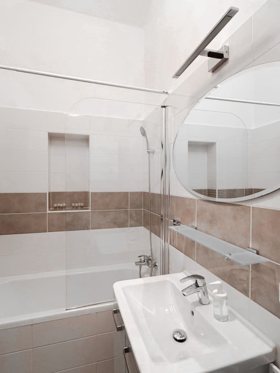 flat to rent, 89 m², Maiselova, Prague, Prague