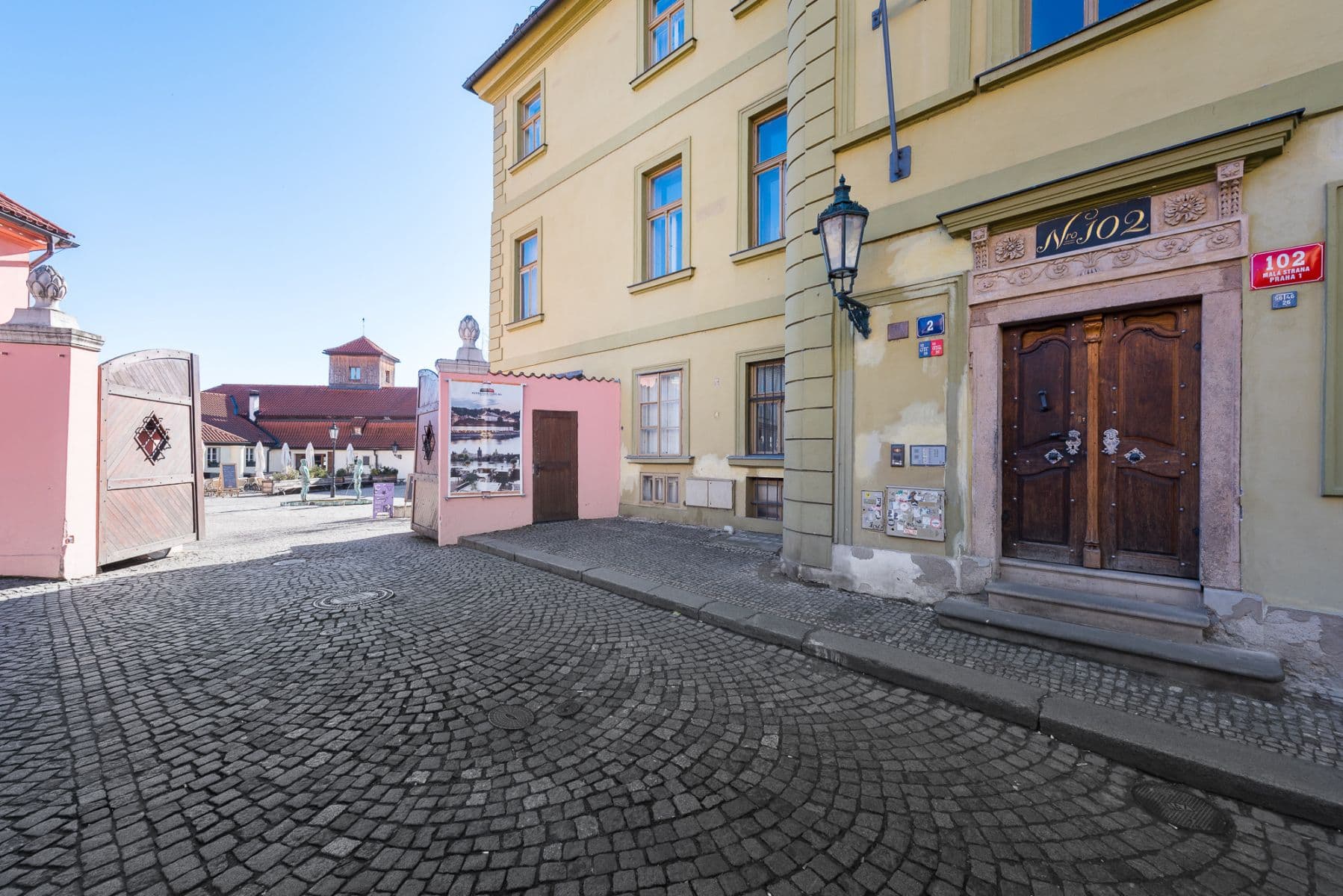 flat to rent, 46 m², Cihelná, Prague, Prague