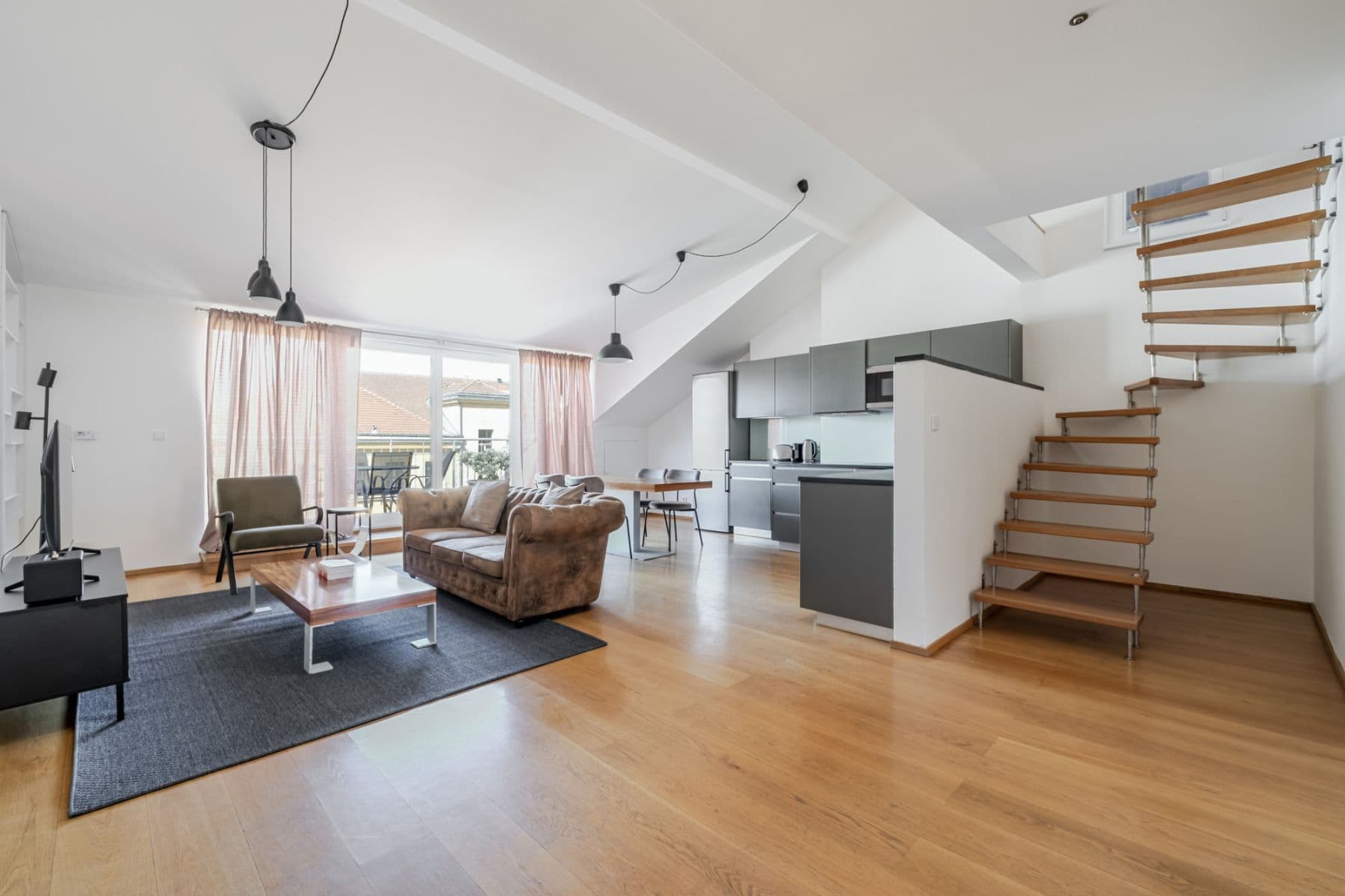 flat to rent, 115 m², Křížkovského, Prague, Prague