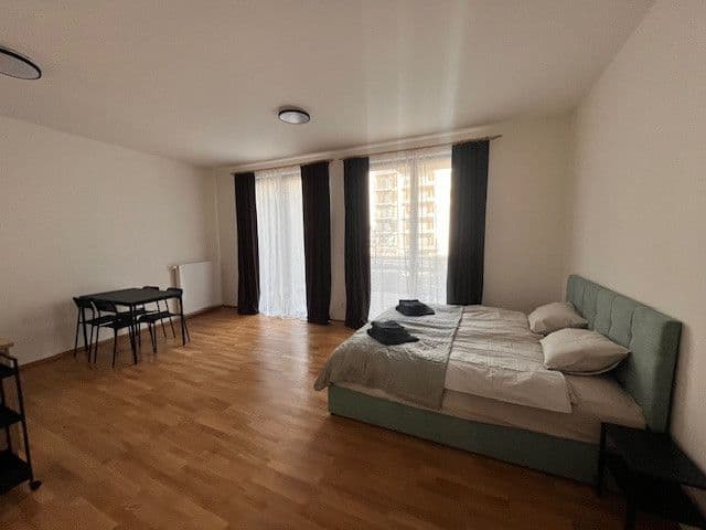 flat to rent, 42 m², Vackové, Prague, Prague