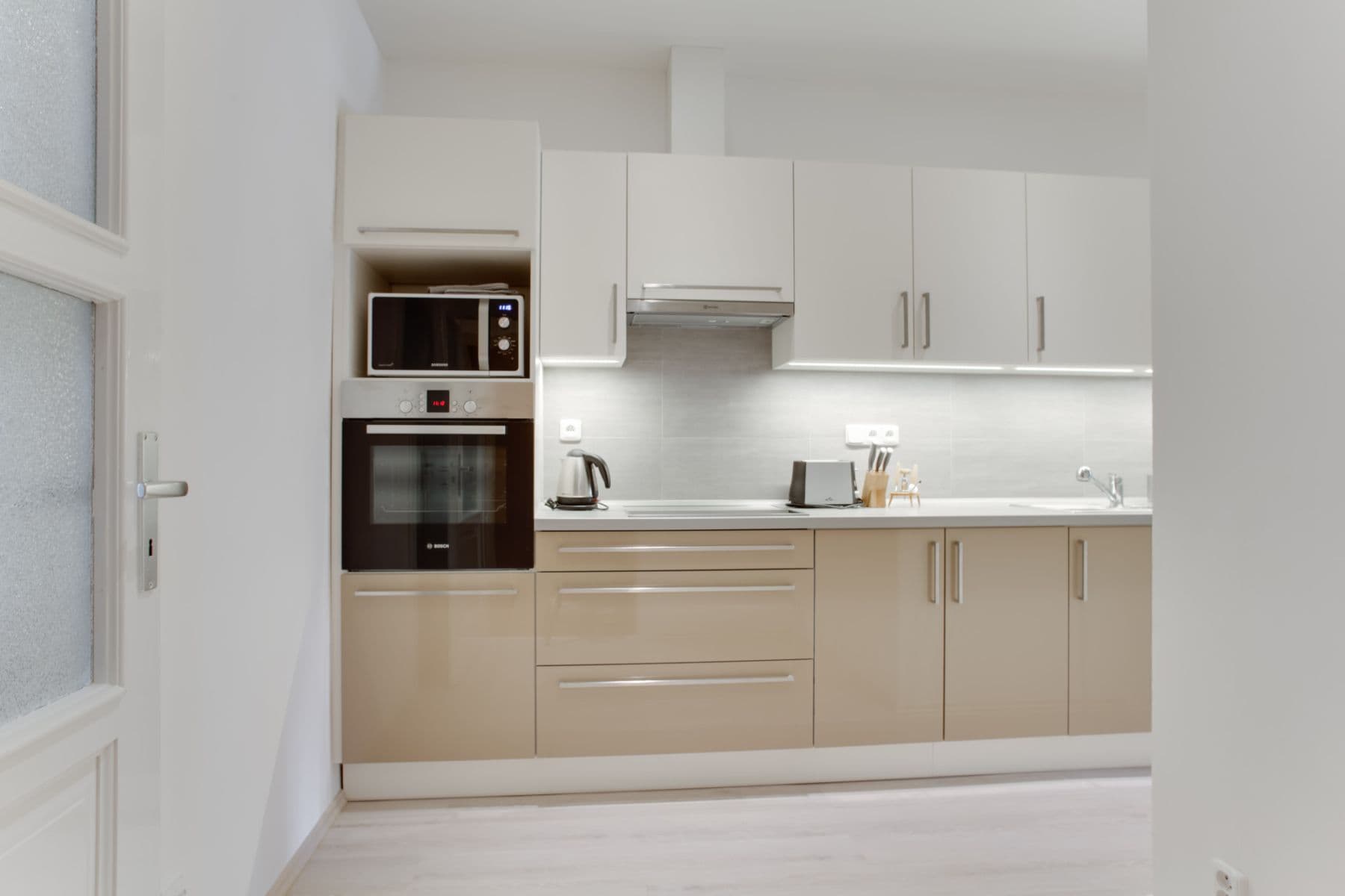 flat to rent, 56 m², U Družstva Život, Prague, Prague