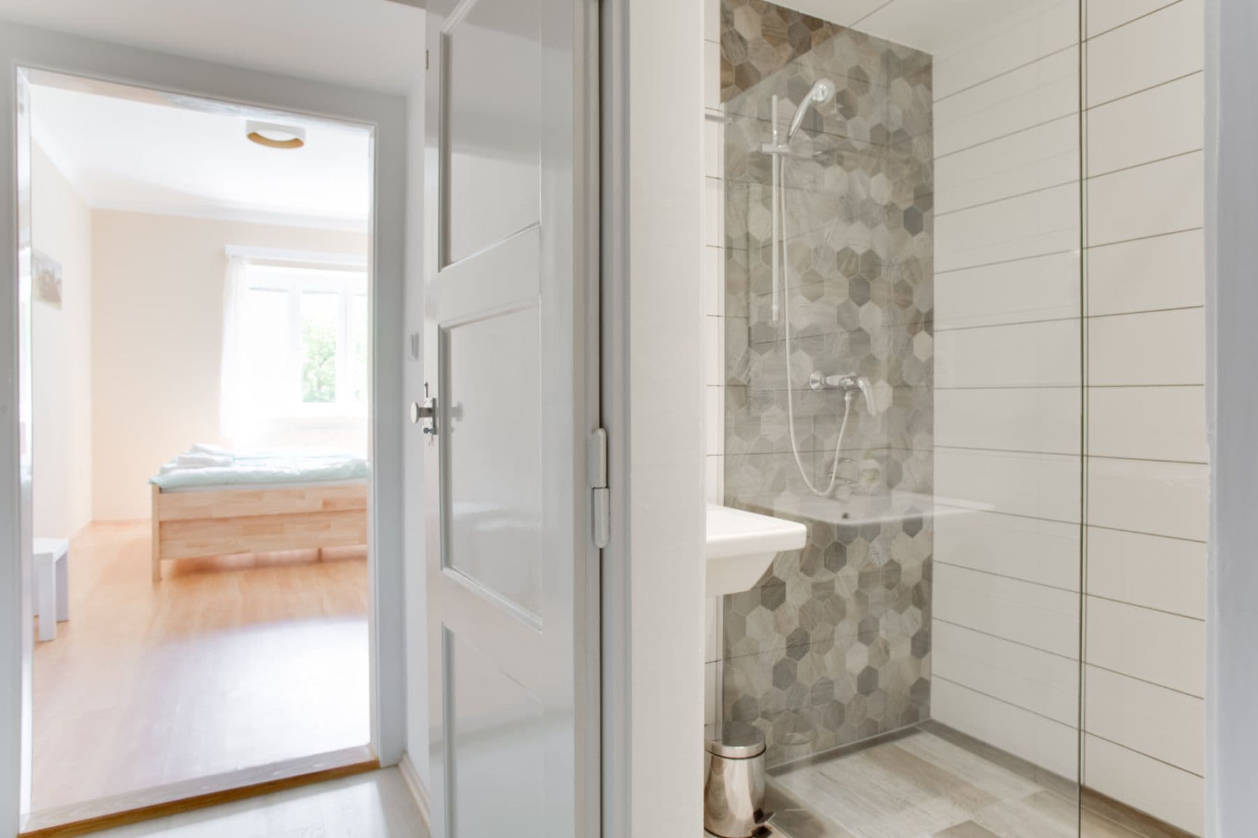 flat to rent, 56 m², U Družstva Život, Prague, Prague