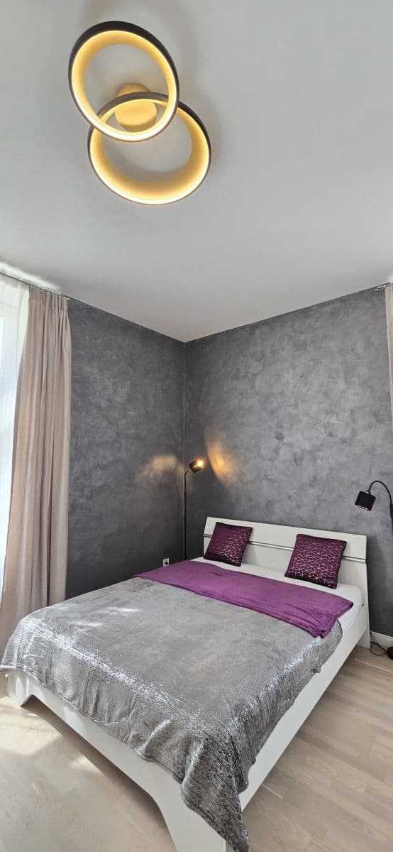 flat to rent, 35 m², Washingtonova, Prague, Prague