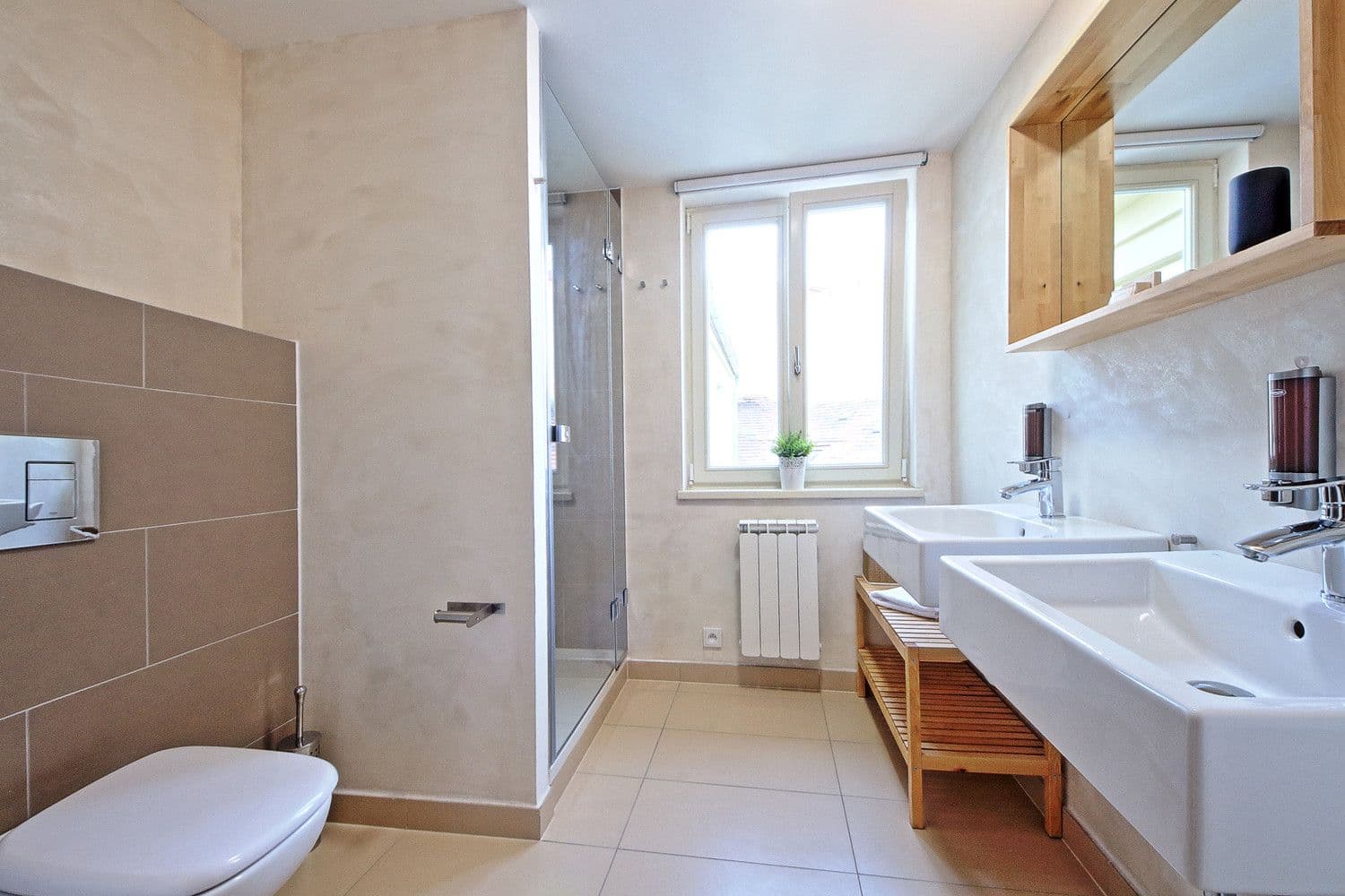 flat to rent, 110 m², Na Bojišti, Prague, Prague
