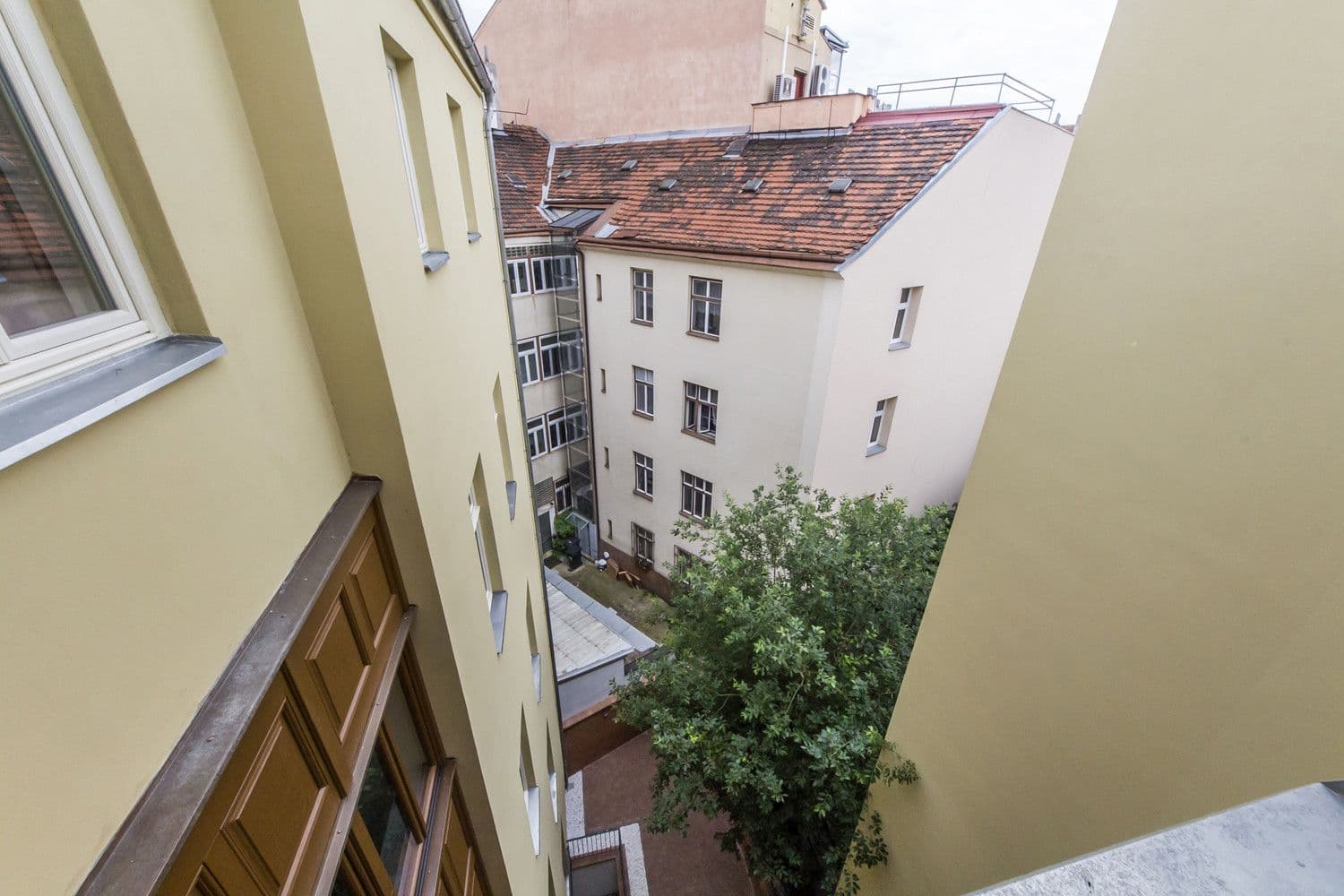flat to rent, 110 m², Na Bojišti, Prague, Prague