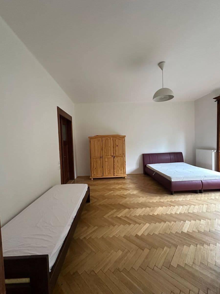 flat to rent, 78 m², náměstí Tomáše Garrigue Masaryka, Poděbrady, Středočeský Region