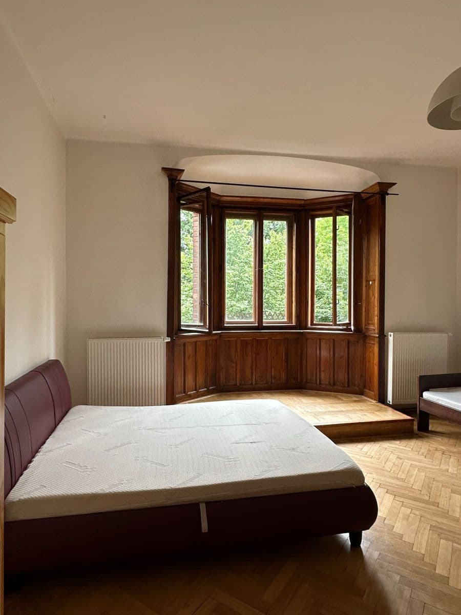 flat to rent, 78 m², náměstí Tomáše Garrigue Masaryka, Poděbrady, Středočeský Region