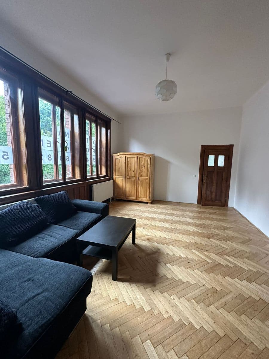 flat to rent, 78 m², náměstí Tomáše Garrigue Masaryka, Poděbrady, Středočeský Region