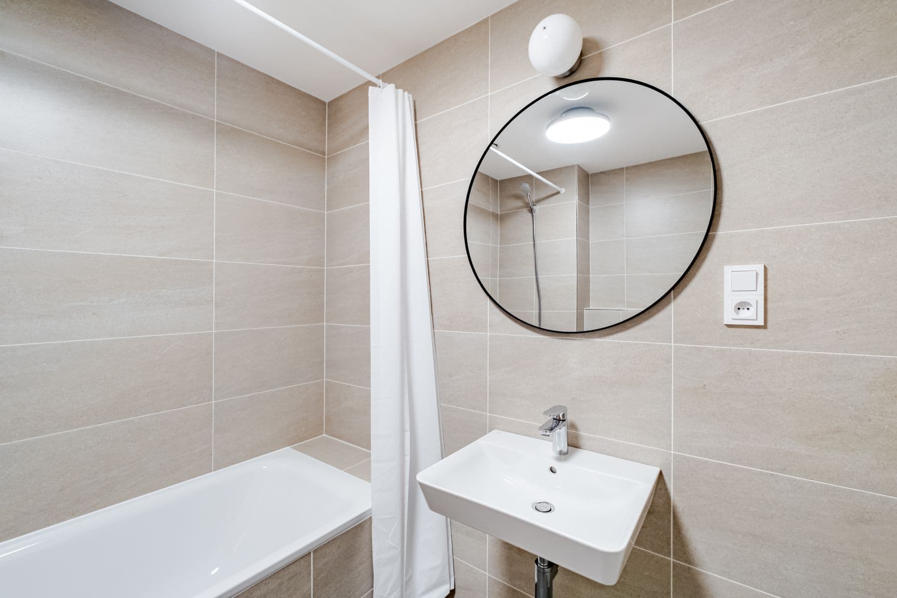 flat to rent, 55 m², V Třešňovce, Prague, Prague
