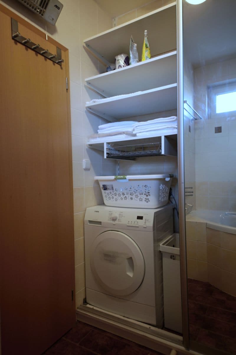 flat to rent, 63 m², U školičky, Prague, Prague
