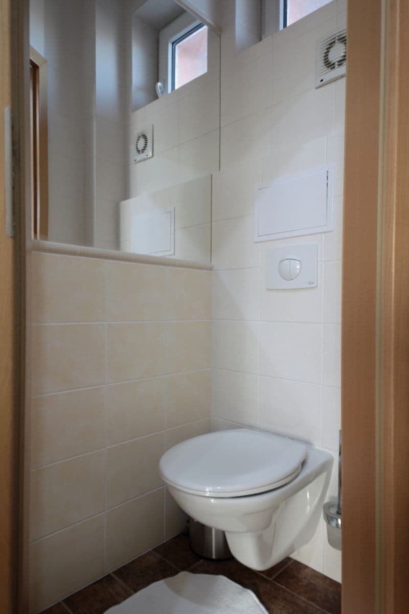 flat to rent, 63 m², U školičky, Prague, Prague