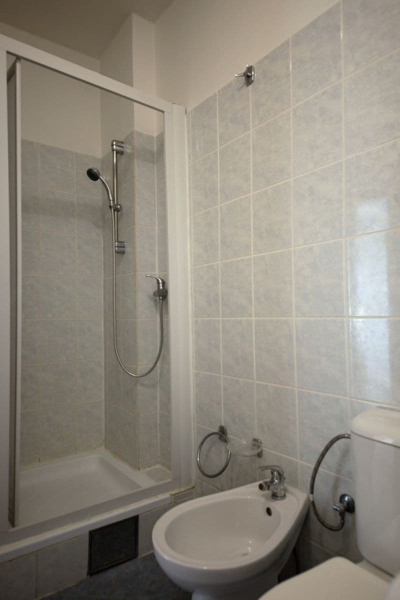 flat to rent, 56 m², Na Poříčním právu, Prague, Prague