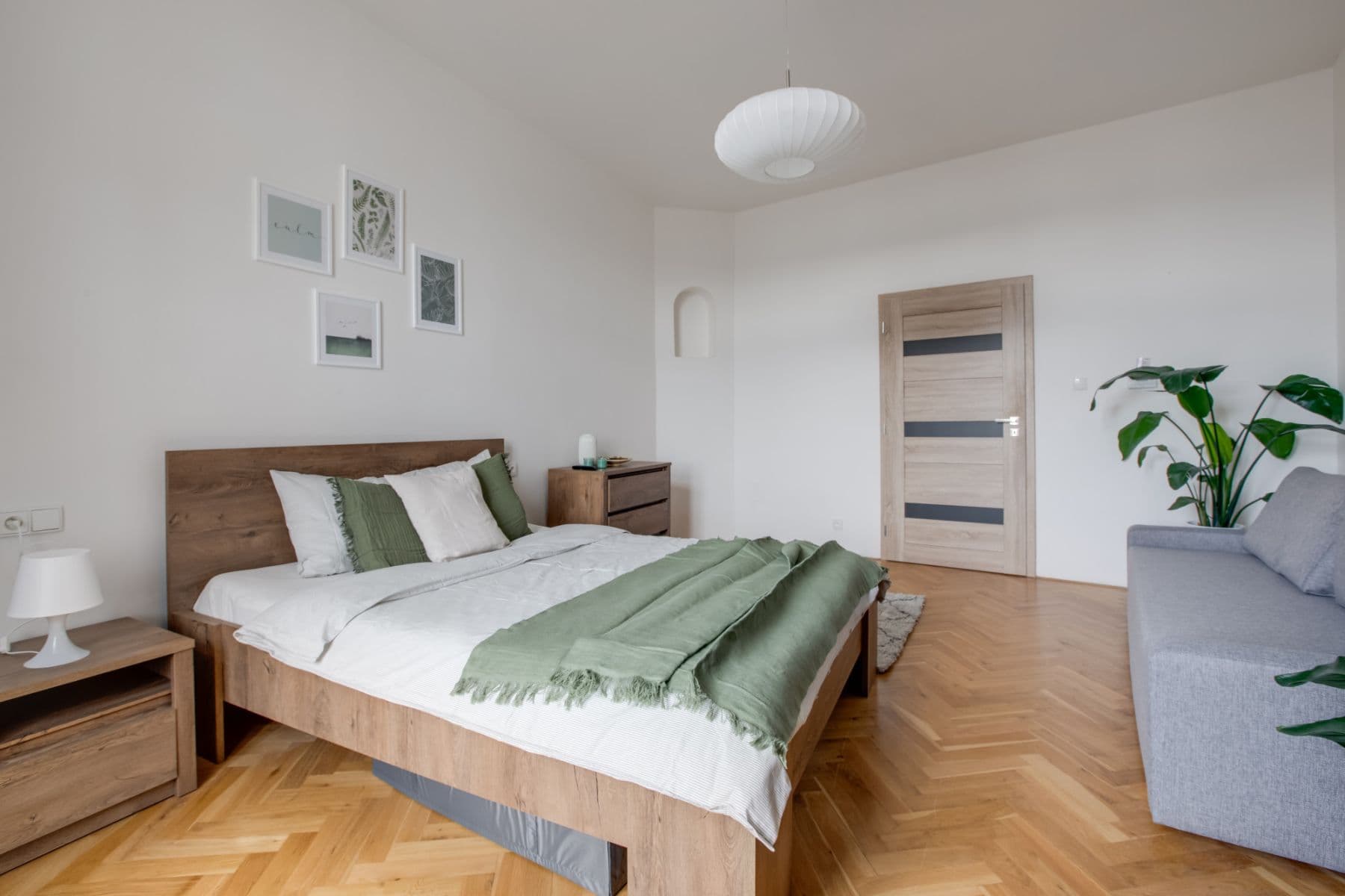 flat to rent, 72 m², U Akademie, Prague, Prague