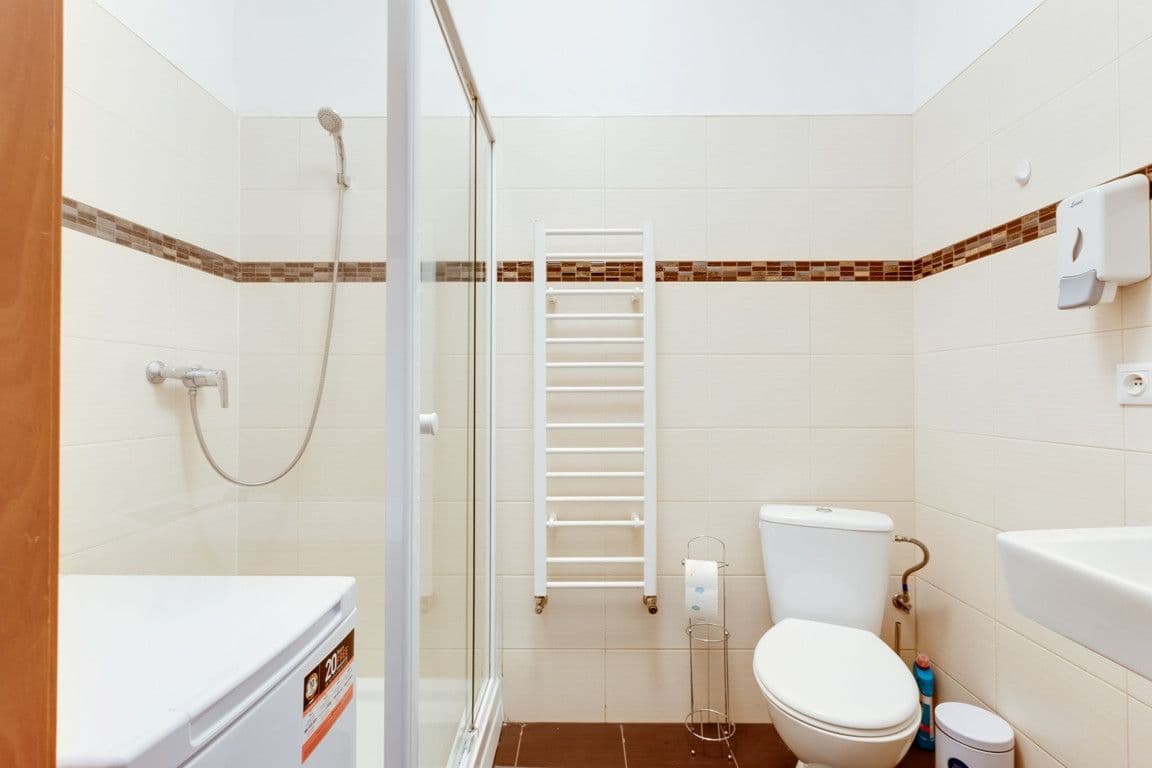 flat to rent, 90 m², Lublaňská, Prague, Prague
