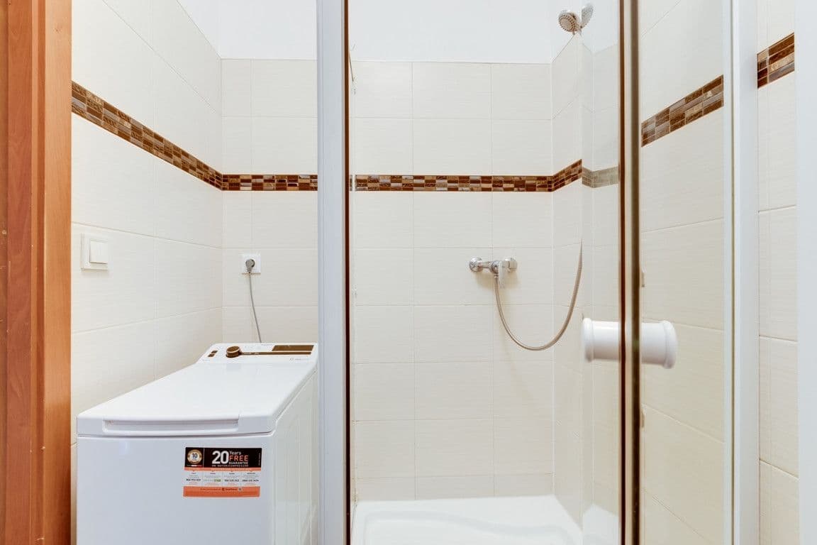 flat to rent, 90 m², Lublaňská, Prague, Prague