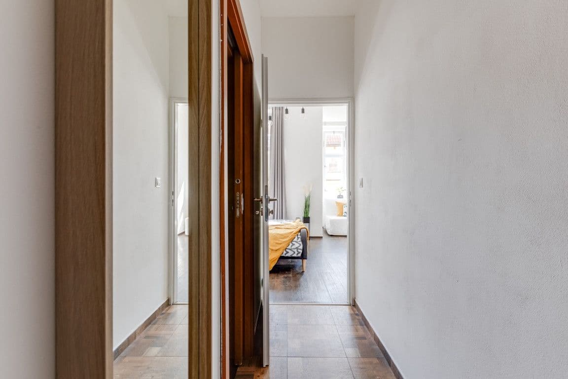 flat to rent, 90 m², Lublaňská, Prague, Prague
