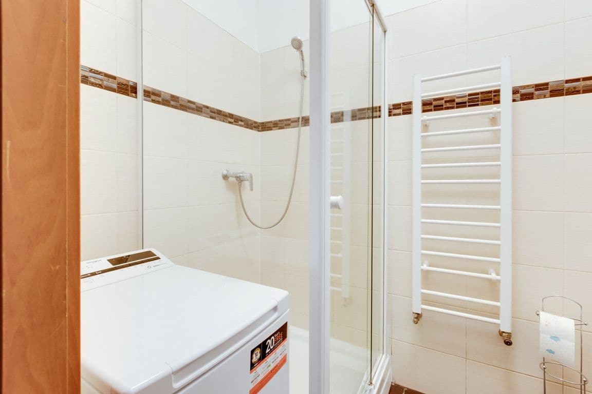 flat to rent, 90 m², Lublaňská, Prague, Prague