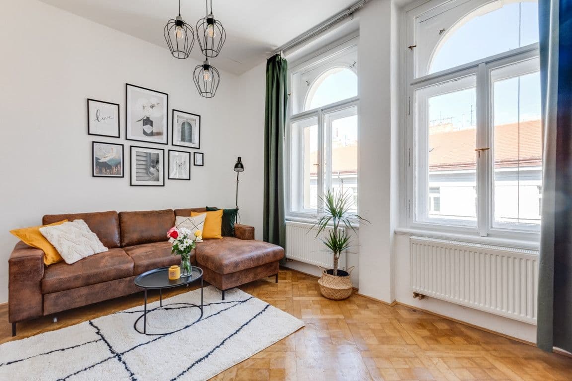 flat to rent, 90 m², Lublaňská, Prague, Prague
