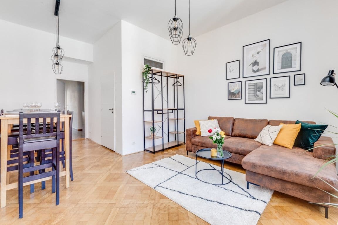 flat to rent, 90 m², Lublaňská, Prague, Prague