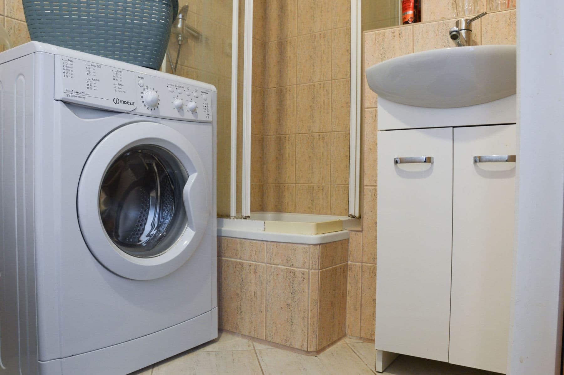 flat to rent, 24 m², Novobanská, Petržalka, Bratislavský Region