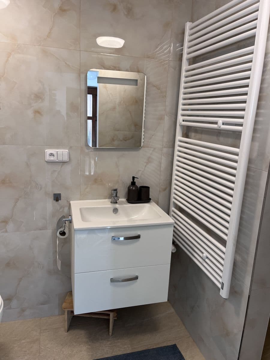 flat to rent, 38 m², Babice  Rehenice, Řehenice, Středočeský Region