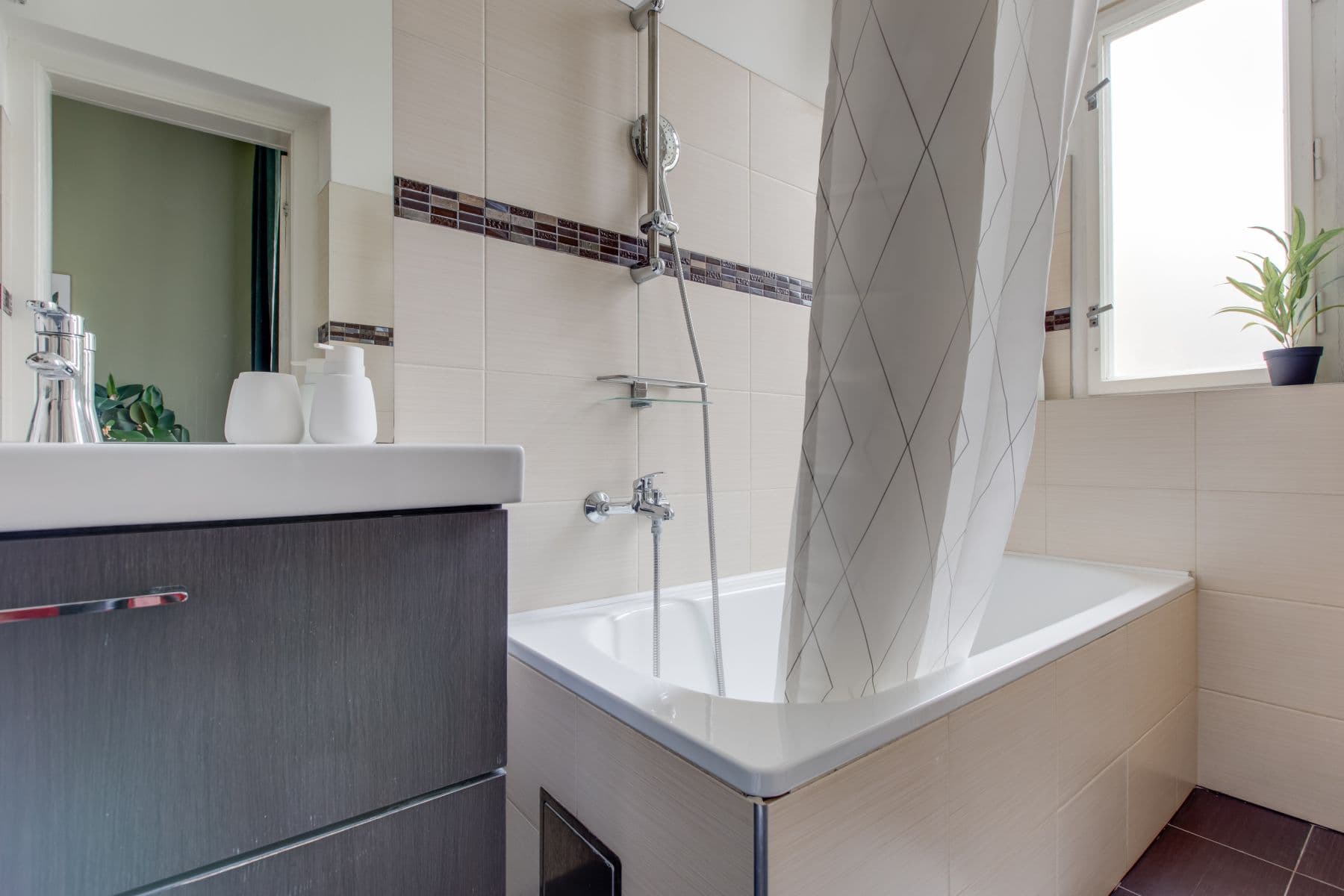 flat to rent, 65 m², Legerova, Prague, Prague