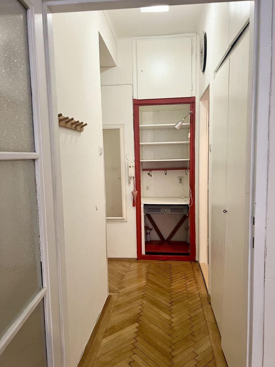 flat to rent, 35 m², Příčná, Prague, Prague