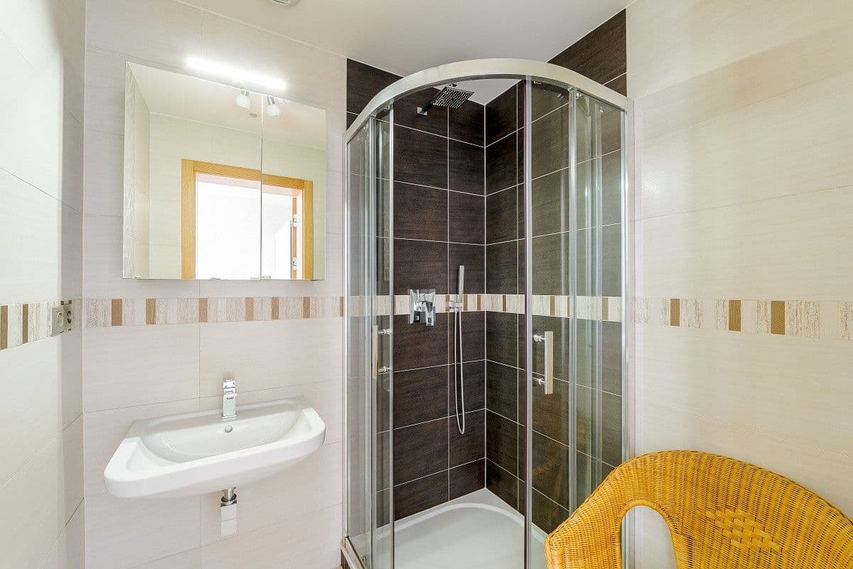 flat to rent, 49 m², U Okrouhlíku c, Prague, Prague
