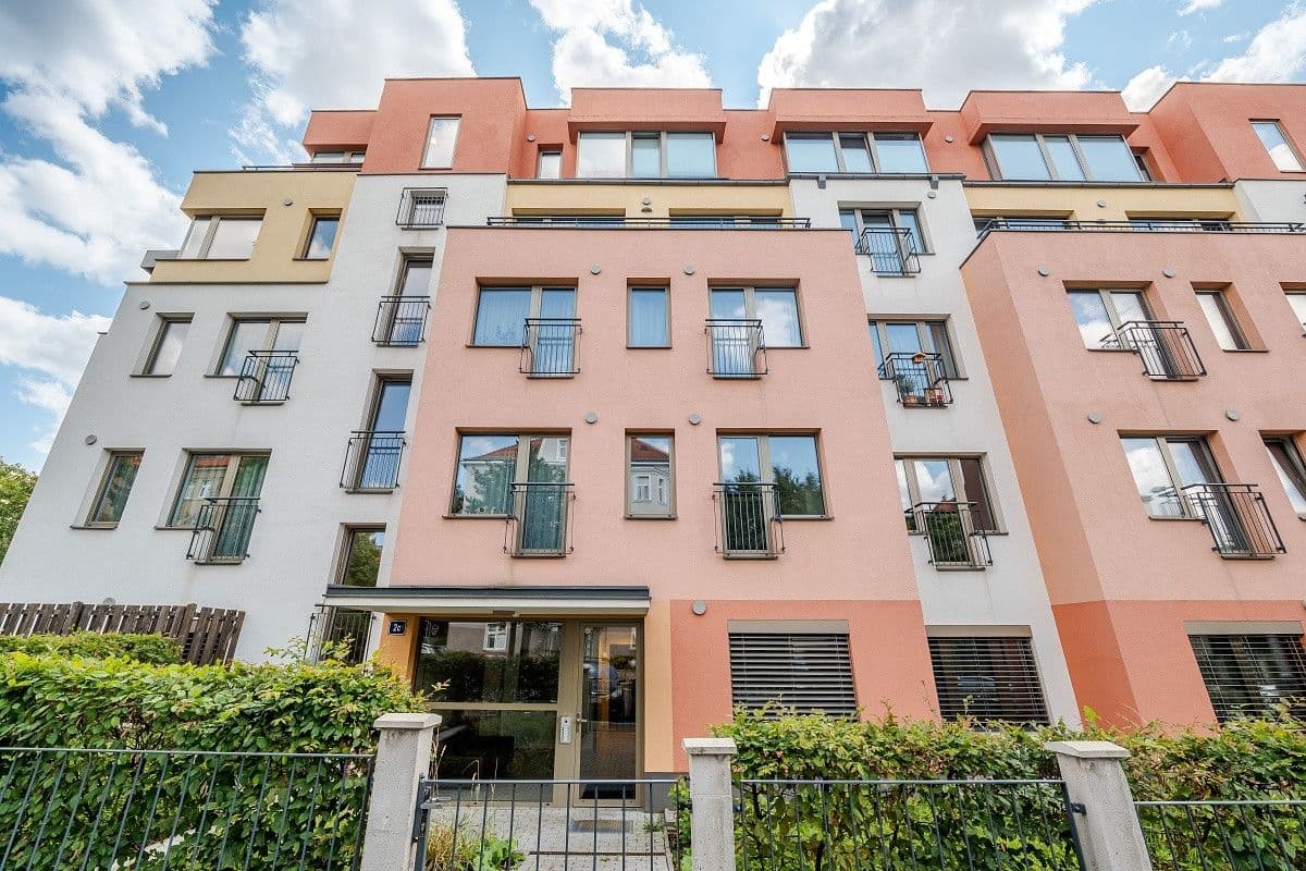 flat to rent, 49 m², U Okrouhlíku c, Prague, Prague