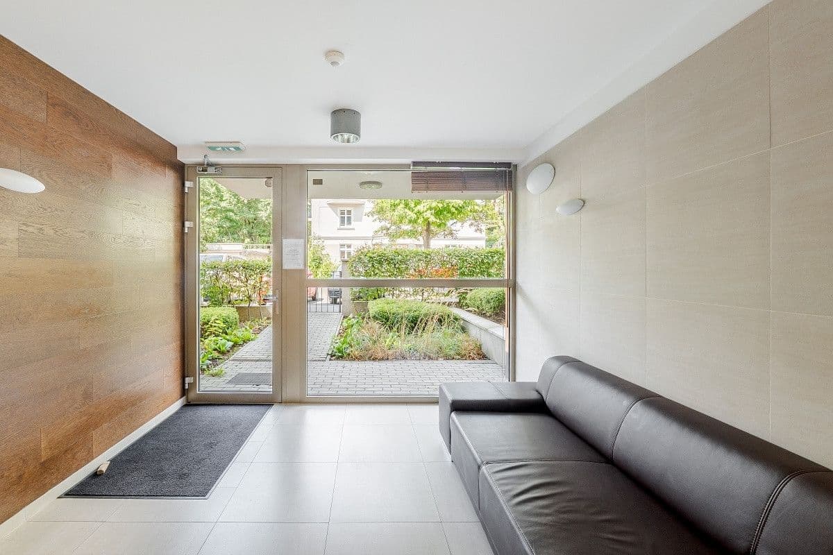flat to rent, 49 m², U Okrouhlíku c, Prague, Prague