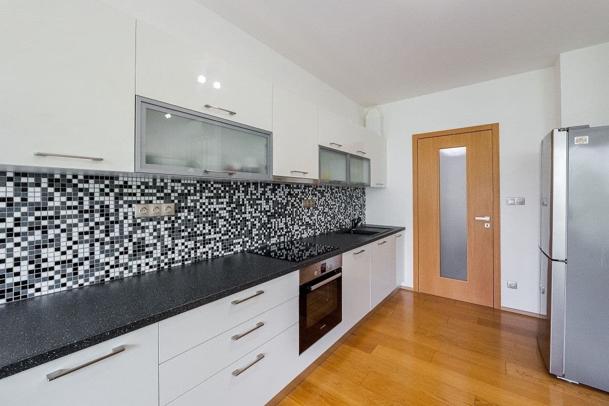flat to rent, 49 m², U Okrouhlíku c, Prague, Prague